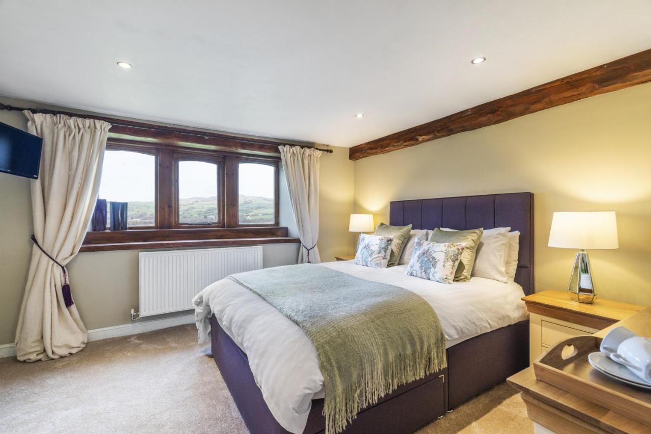 Throstle Nest Farm Hotel Carleton Room photo