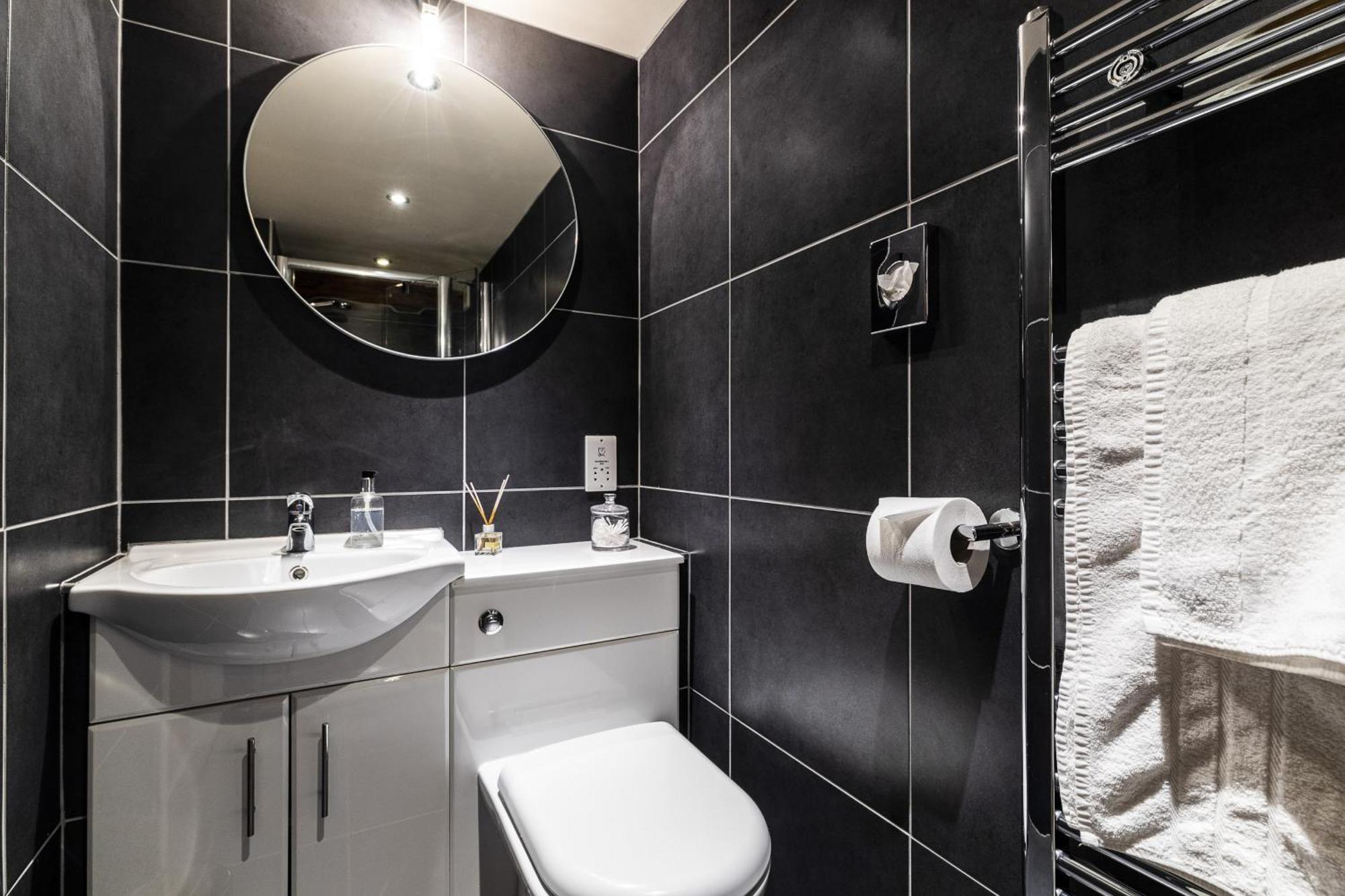 Throstle Nest Farm Hotel Carleton Room photo